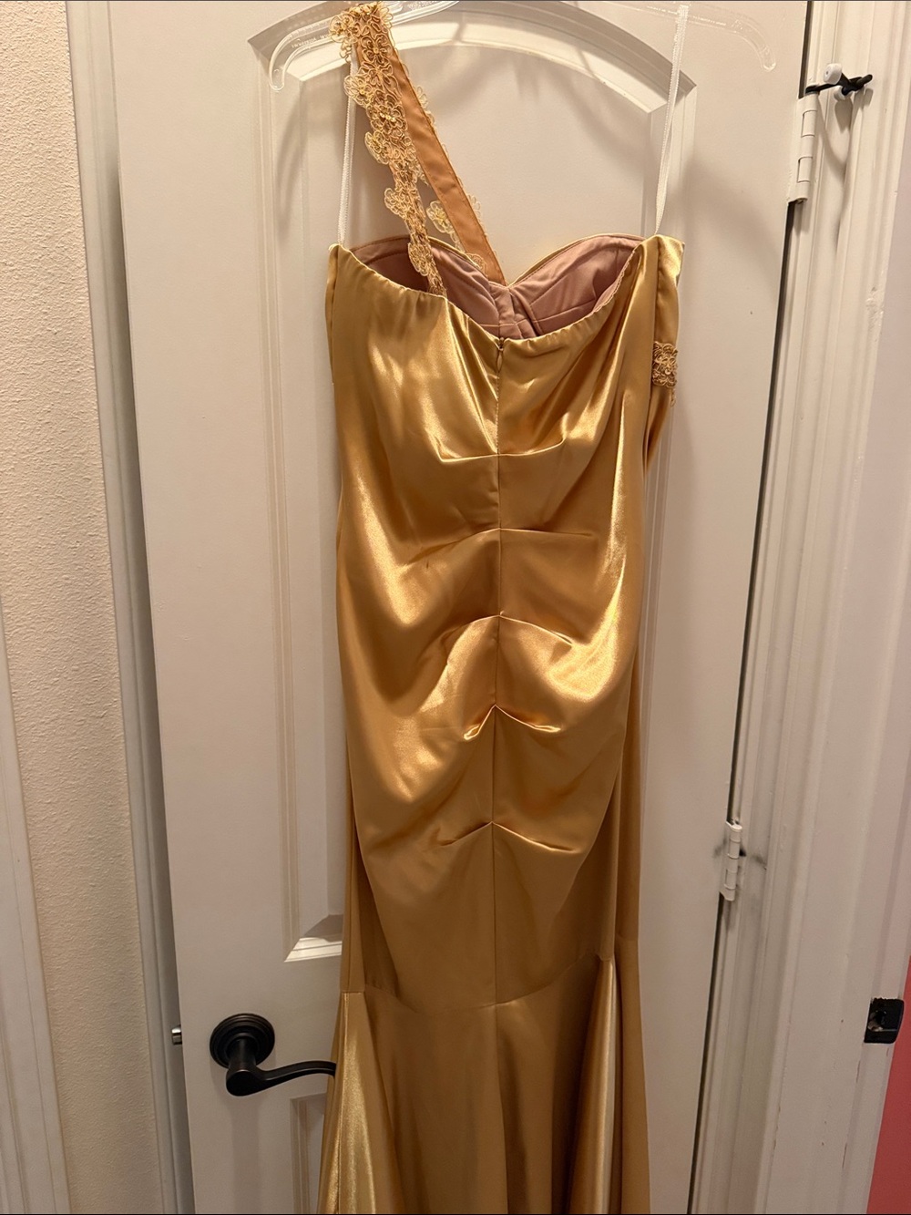 Vintage Jump Apparel by Wendye Chaitin Gold One-Shoulder Satin Prom Dress - Picture 5 of 9